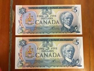 1979 Bank Of Canada Pair Of Five Dollar Bank Notes In Sequence, Uncirculated.