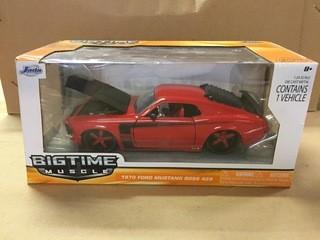Big Time Muscle 1970 Ford Mustang Boss 429 Die Cast Model, 1:24 Scale.