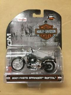 Maisto Harley Davidson "2001 FXSTS Springer Softail" Die Cast Model, 1:24 Scale.