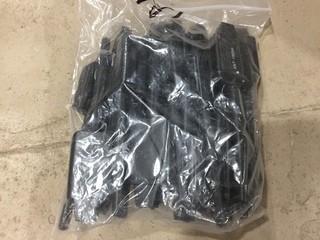 Quantity of Antennas & 4 Pin Antenna Cables.