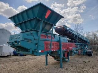 Power Screen S400, 36" x 90" Portable Radial Stacking Conveyor c/w CAT C4.4 Engine, Showing 823 Hours, 8' x 11' Feed Hopper, Lattice Frame, Dually 11R22.5, S/A, King Pin Pintle Hitch, Hydraulic Legs, CVIP 03/2016 EXP, SN 9036-JDC-14089 *Note: Item Located At 4327 Industrial Ave, Onoway. Viewing By Appointment, Contact Shazeeda 780-721-4178*