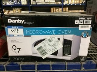 Danby, Microwave Oven 700 Watt, P/N Dmw799W.