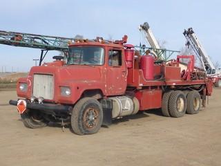 1984 Mack RD6885 Water Drill Truck c/w 3B ENDT 675, 235 HP, Manual Transmission, Showing 018670 KMS, 4446 Hours, Rear Stabilizer Jack, 275/80R22.5 Tires, Missing Drill Rig, VIN 2M2P14146EC003018 *NOTE: Engine Turns Over*