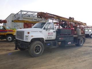 1990 GMC Top Kick  w/ Bucyrus Erie Cable Drill Tool Mounted On c/w Rear Stabilizer Jacks, Showing 370,430 KMS, GVWR 13,150KG, 11R22.5 Front Tires, 4,535 Axle Rating, 10.00R20 Rear Tires, 8,618KG Axle Rating, VIN 1GDL7H1P6LJ600258