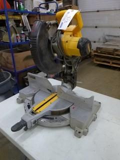 Dewalt 120V 12in Compound Mitre Saw C/w Irwin Laser Guide