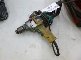 Dewalt 120V 1/2in Drill