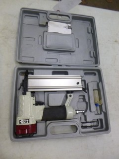 Tool Shop 3/4in 18-Gauge Pneumatic Nail Gun