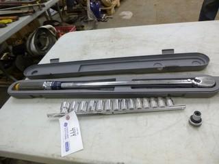Maximum 1/2in Dr Torque Wrench C/w 14-Piece Socket Set