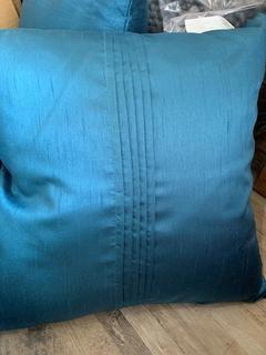 (4) Teal Throw Pillows.