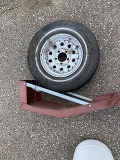 (1) Car Ramp & 13" Trailer Tire ( Tire no Good).