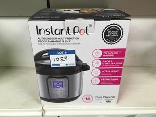 Instant Pot Duo Plus 60, Pressure Cooker.