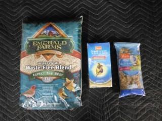 Emerald Farms Wild Bird Food, Hartz Gravel Aid for Pet Birds & Hartz Millet Spray Bird Food