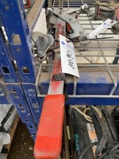 Roughneck 1000Lb Manual Ratchet Puller .