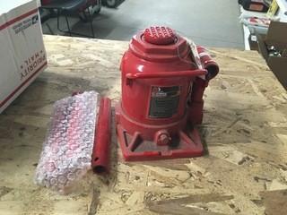 New 20 Ton Hydraulic Jack.