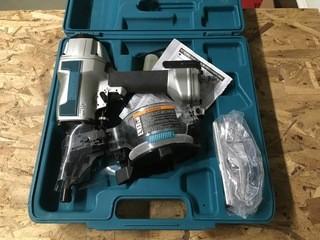 Makita 2 1/2 " Coil Sliding Nailer In Case.