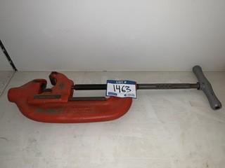 Rigid Heavy Duty Pipe Cuter, 2' To 4".