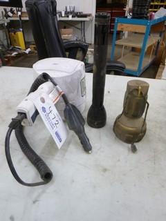 Qbeam Rechargable Spot Ligt C/w (2) Flash Lights
