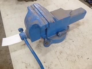 Bench Vise