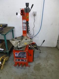 Blue Viper Wheel Service 110V Deluxe Tire Changer Machine. SN FT-220
