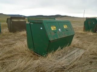 Selling Off-Site 4 Yard Hyd. Refuse Bin. (C)  Located just north of Calaway Park For Viewing Call Jon (780)621-6499.
