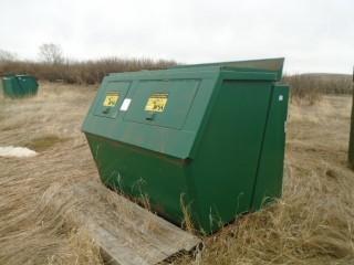 Selling Off-Site 4 Yard Hyd. Refuse Bin. (K) Located just north of Calaway Park
 For Viewing Call Jon (780)621-6499.