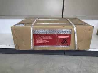 330 LB Hydraulic Table .