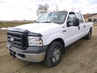 2006 Ford F350 XL Super Duty 4X4 Crew Cab c/w 5.7L Triton, Engine Hours 2623.6, Manual, A/C, Leather, Showing 219,249 KMS, GVWR 4,627KG, 172" W/B, Front Tires 265/70R17, Axle Rating 2,064KG, Rear Axle Rating 2,896KG, VIN 1FTWW30956EB80502