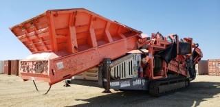 2013 Sandvik QE440 Power Screen Plant c/w CAT Diesel, Showing 2,587 Hours, 34 1/2" Side Belt, 62" Rear Belt, Hydraulic Fold, 19 3/4" Track Pad, 15' Long, 54 1/2" Conveyor Pad, SN 1886SW13029 *Note: Item Located In Acheson, Viewing By Appointment, Contact Shazeeda 780-721-4178*