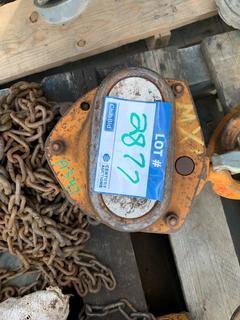 1 Ton Chain Fall.