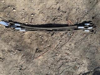 Quantity of (4) Lifting Cables 4'.