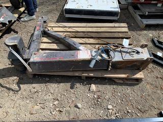 Falcon, MC 2000 Winch Lift.