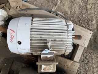 Toshiba 30HP/3 Phase Motor, Model #0304SDR41A-P.