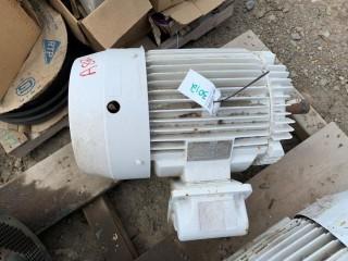 Toshiba 30HP/3 Phase Motor, Model #0304SDR41A-P.