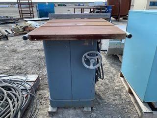 Cutting/Saw Table 3 Hp.
