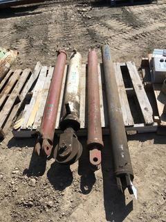 (4) Hydraulic Arms/Rams.