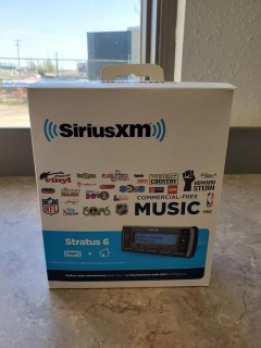 Sirius XM Receiver, Radio And Home Kit