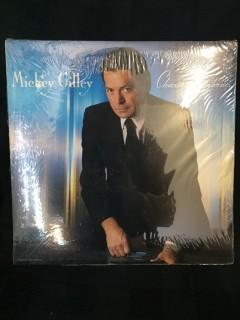 Mickey Gilley, Chasing Rainbows Vinyl. 