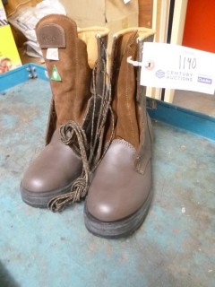 Royer Size 5 Steel Toe Boots *Unused*