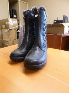 Womens Size 5 Boots