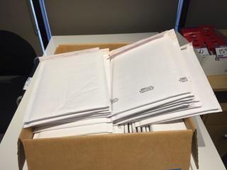 Quantity of U-Line Bubble Mailer Envelopes.