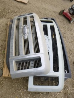 Qty Of (5) Ford And Chevy Truck Grilles