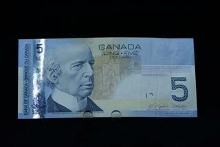 Canada 5 Dollar 2 Digit Radar Bank Note AOR5665665.