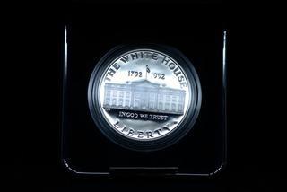 1792 - 1992 The White House Silver Dollar USA in Presentation Box.