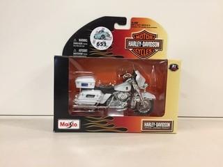 Maisto Harley Davidson Series 25 Police Diecast Model, 1:18 Scale.