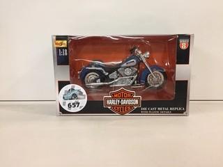 Maisto Harley Davidson Series 8 Diecast Model, 1:18 Scale.