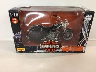 Maisto Harley Davidson Series 3 95th Anniversary Diecast Model, 1:18 Scale.