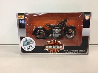 Maisto Harley Davidson Series 10 1948 FL Panhead Diecast Model, 1:18 Scale.