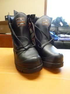 STC Size 5 Steel Toe Boots