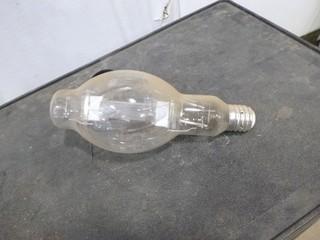 (8) GE Multi Vapor Lamp, 100 Watts (E2-4-1)