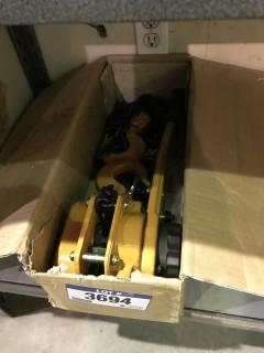 (1) 1.5-TON Chain Hoist *NEW*